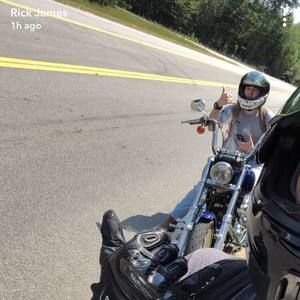 Meet your Posher, Teague